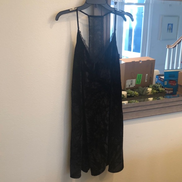 French Connection Velvet Slipdress - Picture 3 of 7